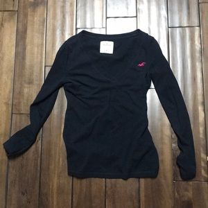 Hollister medium v-neck